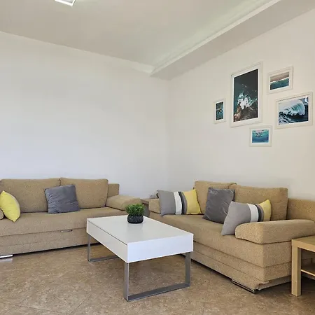 Two Bedroom With Sea View 021 *
