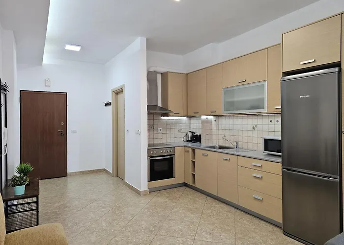 Two Bedroom With Sea View 021 *