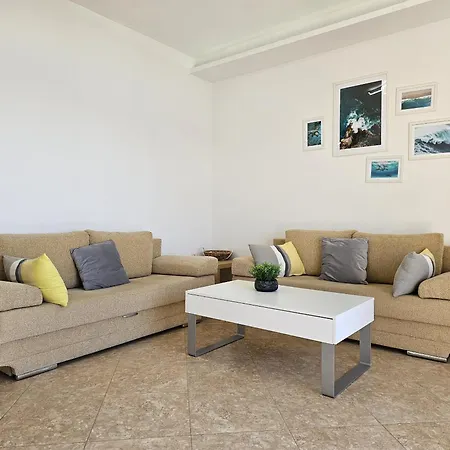דירה Two Bedroom With Sea View 021