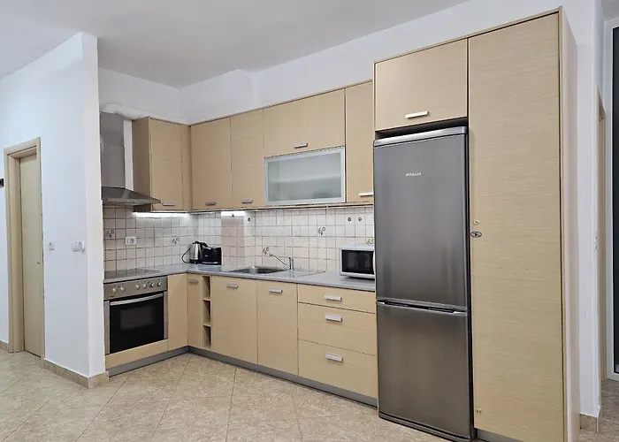 דירה Two Bedroom With Sea View 021 *