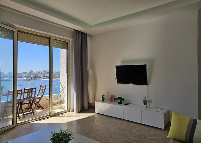 דירה Two Bedroom With Sea View 021