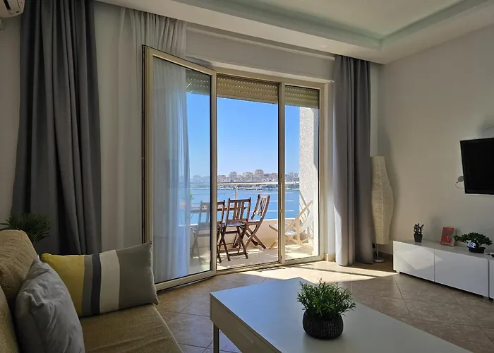 דירה Two Bedroom With Sea View 021